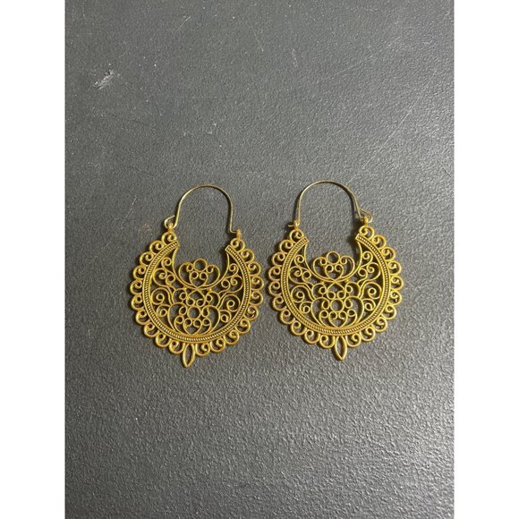 Bohemian Gold Filigree Hoop Earrings - Picture 1 of 2